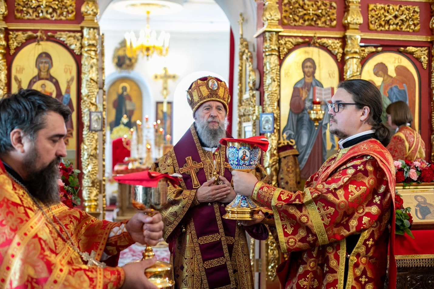 Торжественное Богослужение